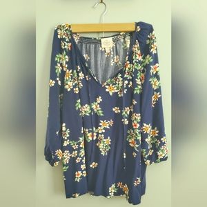 Blue floral blouse. Size L